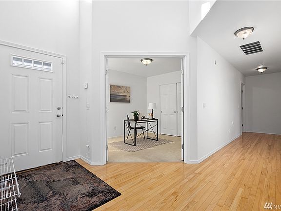 3rd image of 26613 19th Ave S