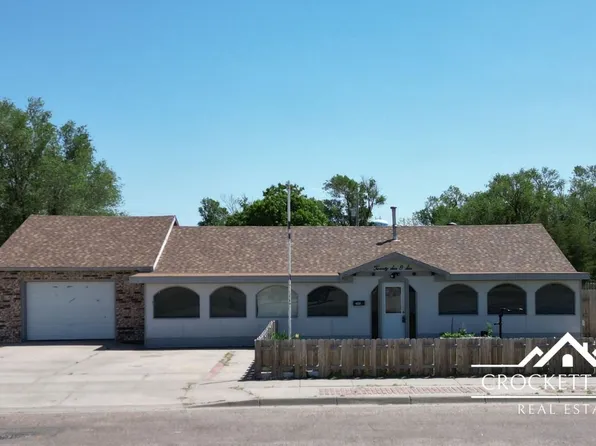 2606 N 8th St, Garden City, KS 67846