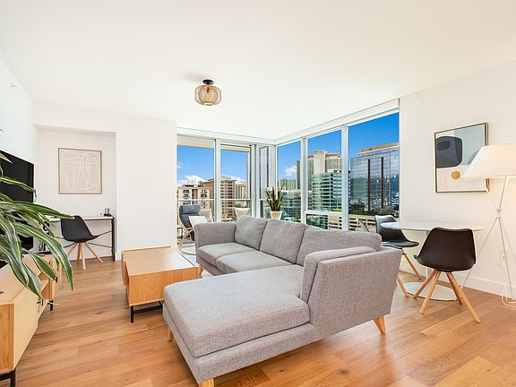Spacious Living and Dining Room with a desk nook for work!