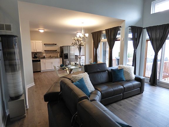 4th image of 6909 Lexington Ct
