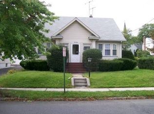 1040 Pine Ave, Union, NJ 07083