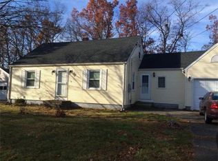 24 Spear Rd, Springfield, MA 01119