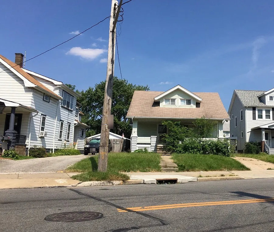 4609 Turney Rd photo 1