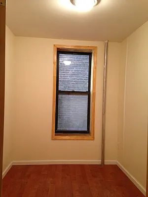Rented by Century 21 New Golden Age Realty | media 32