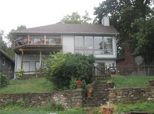 1141 S Shore Dr, Kansas City, MO 64151