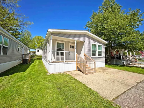 7055 Quarry Rd #255, Amherst, OH 44001