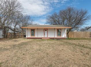 967 Donlee Rd, Lancaster, TX 75134