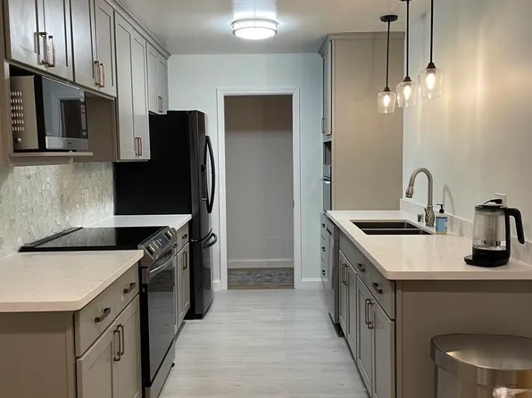 1401 Cottage St APT E, Alameda, CA 94501