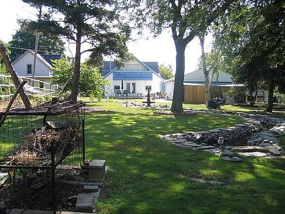 from back of lot to house