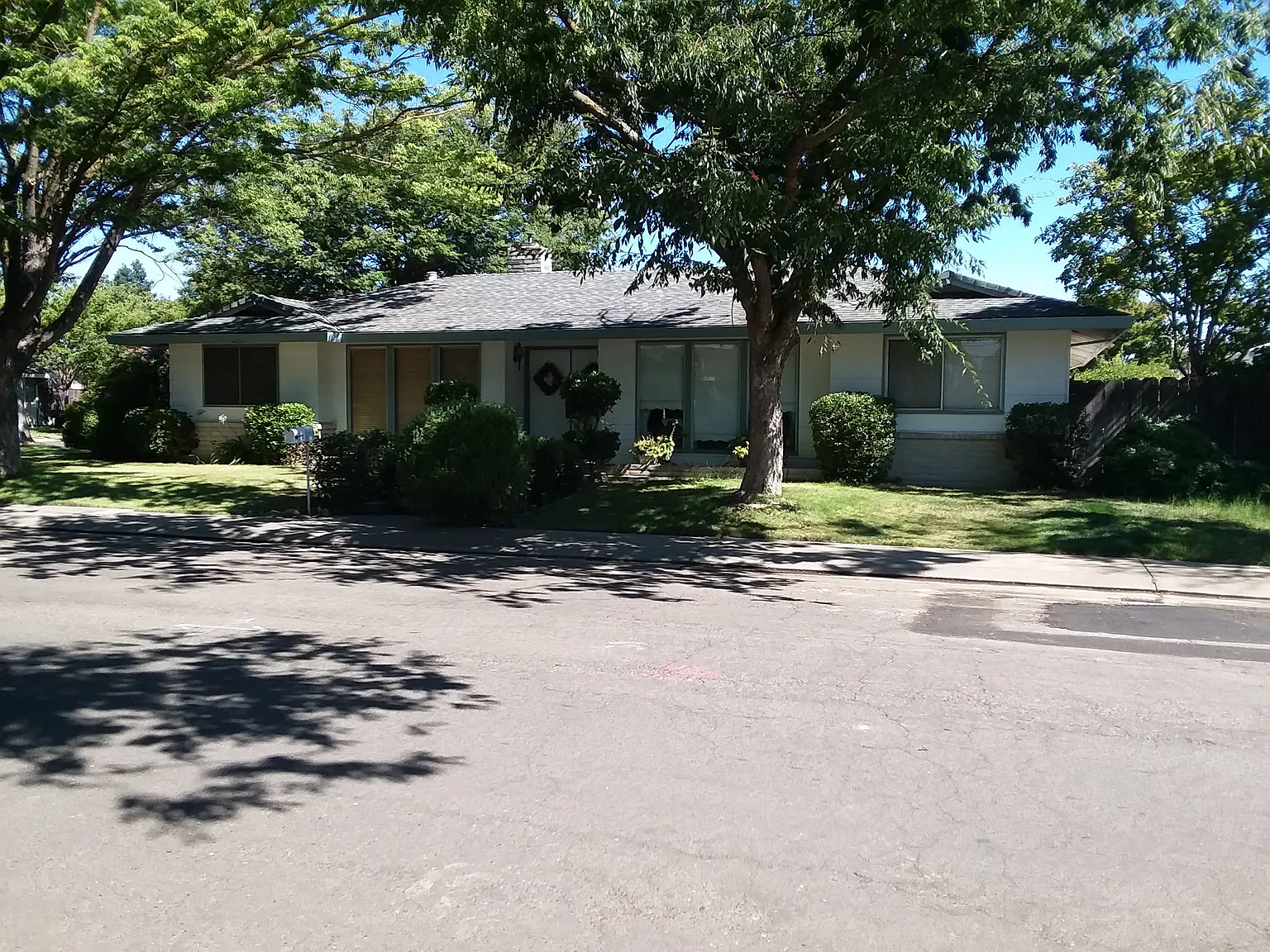 1505 Clovewood Ave photo 1