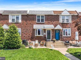 910 Maple Ave, Glenolden, PA 19036