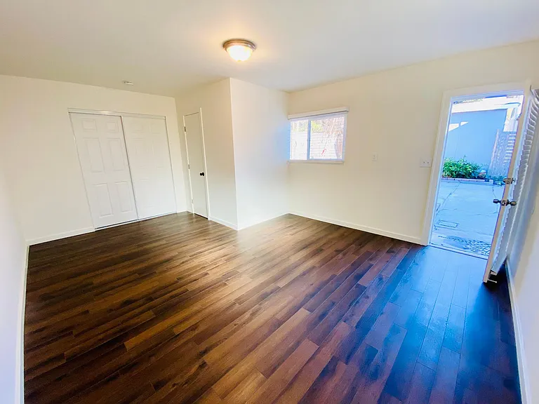 2488 Havenscourt Blvd — Photo 36