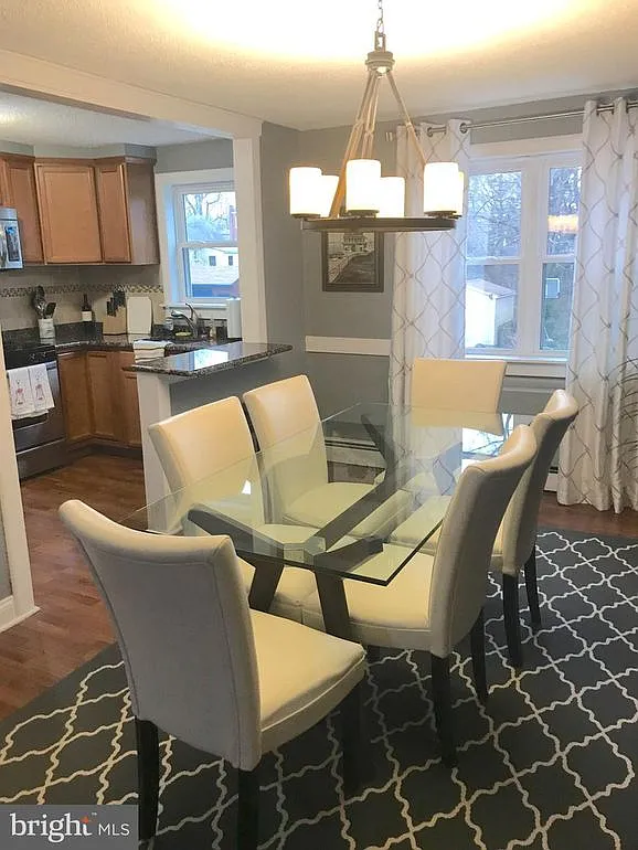 3 bed, 1152 sqft, $2,500 — Photo 1
