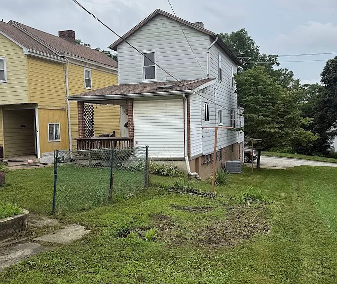 513 Catherine St — Photo 20