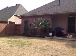 812 Entrada St, Bossier City, LA 71111