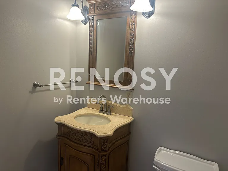 8900 Millers Island Blvd — Photo 11