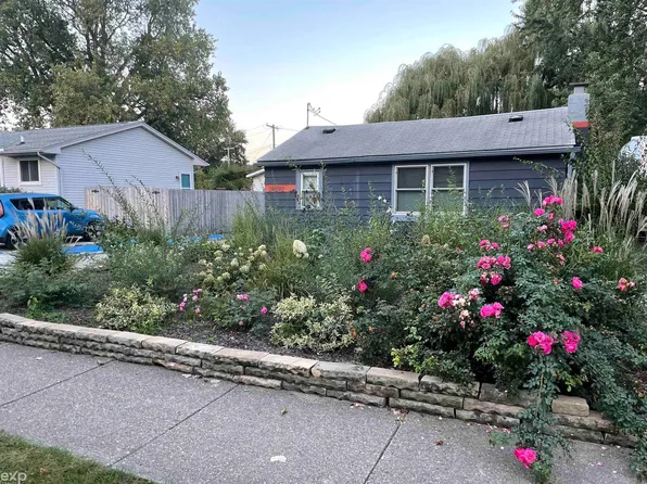 24292 Berry Ave, Warren, MI 48089