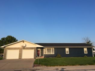 101 S Bare Ave, North Platte, NE 69101