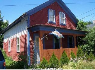 19 Putnam Rd, Plainfield, CT 06374