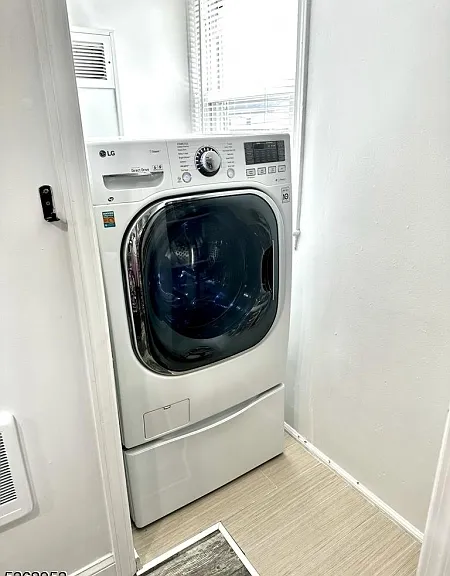 120 Union St — Photo 11