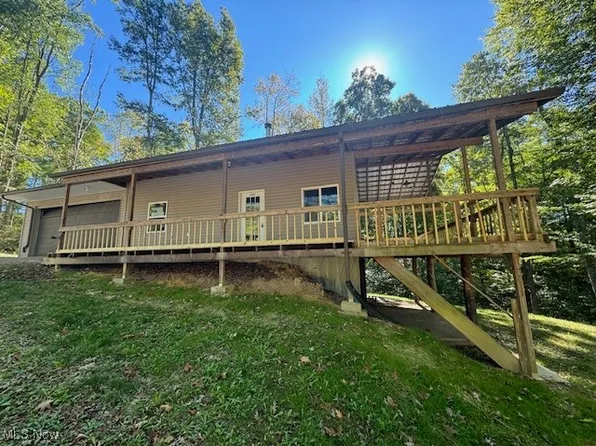 44591 Smith Rd, Lewisville, OH 43754