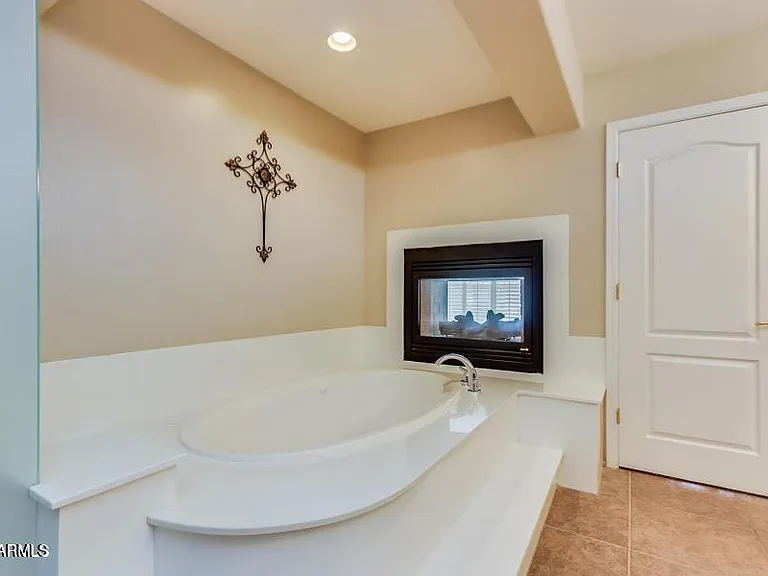 1705 E Coconino Dr — Photo 31