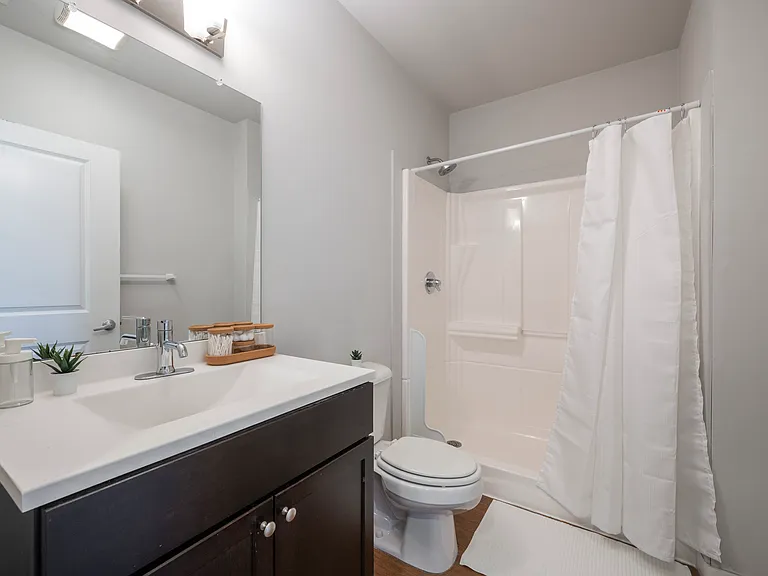 Wister Court Apartments — Photo 11