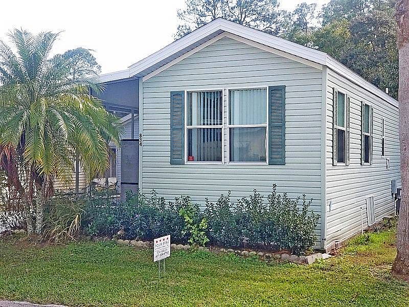 1st image of 834 Peacock Ln