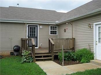 4th image of 218 Warren Cir