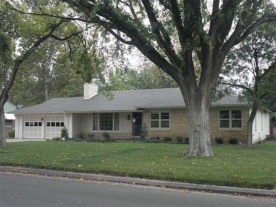 1st image of 6 Countryside Dr