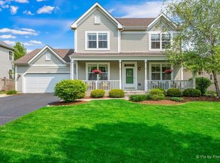 2577 Adelia Ln, West Chicago, IL 60185