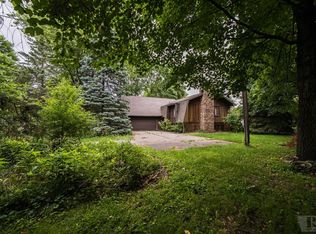 1417 S Kentucky Ave, Mason City, IA 50401