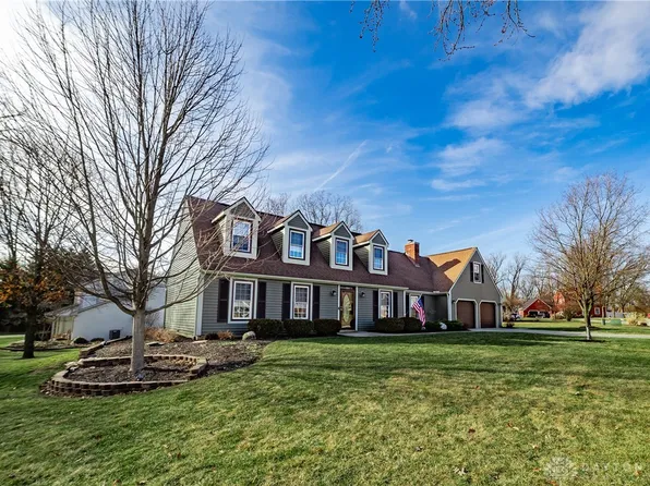 1180 Rustic Run Rd, Tipp City, OH 45371