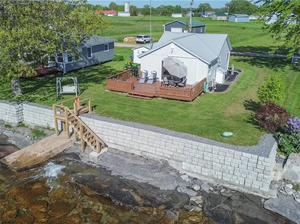 29277 Wilson Point Cir, Cape Vincent, NY 13618