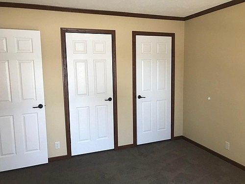 4th image of 16 Lobue Ln