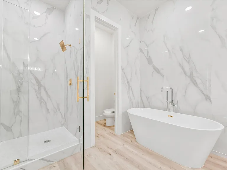 5906 Saint Augustine St #A — Photo 18