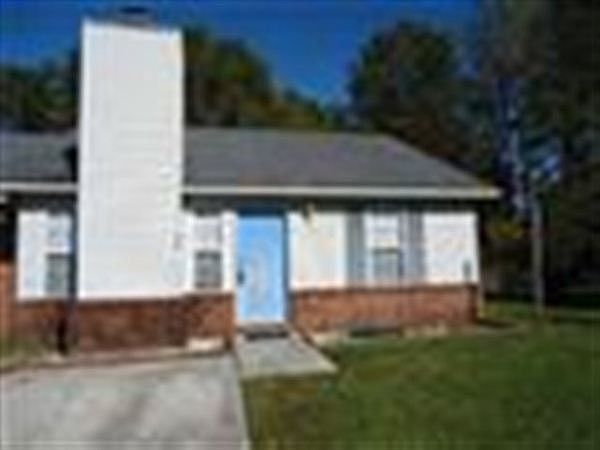 220 Deer Creek Dr.