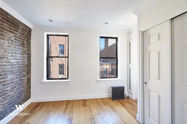 Rented by Warburg | media 21