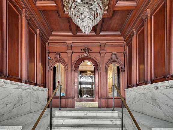 2nd image of 114 Fenway APT 6
