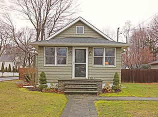 312 Lake Ave S, Nesconset, NY 11767