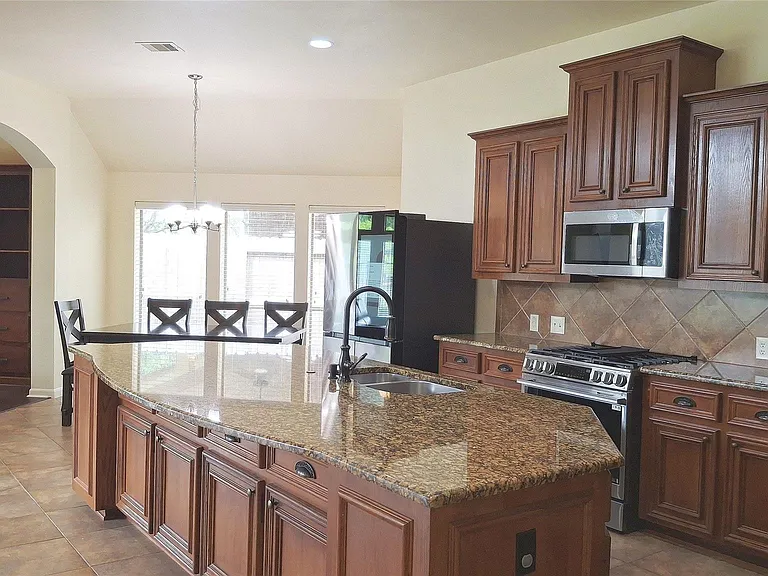 10615 Cortland Ridge Ln — Photo 17