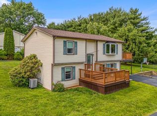 6531 Annie Akers Rd, Radford, VA 24141