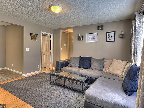 2nd image of 2574 2nd Ave E