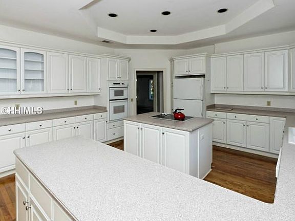 5th image of 72 Wedgefield Dr