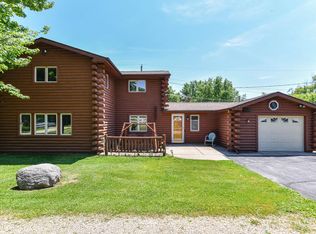 4141 Ravenswood Dr, Delavan, WI 53115