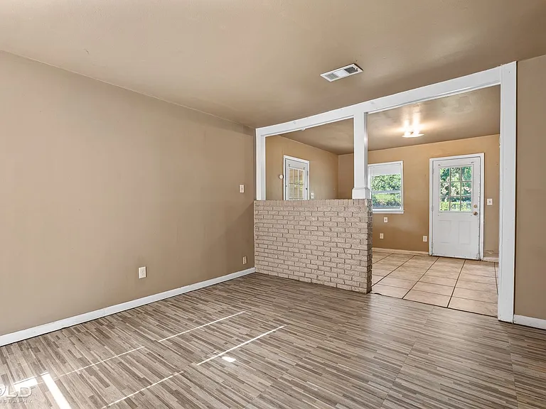1222 Lampkin St — Photo 12