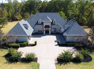 11116 Timarron Dr, Bentonville, AR 72712