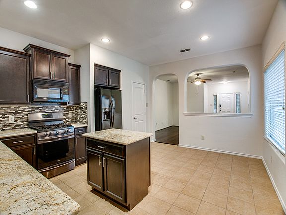 3rd image of 9700 Willow Branch Way