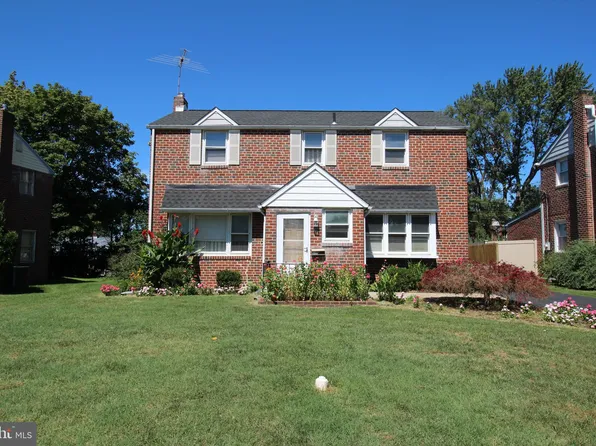 809 Cedar Ln, Norristown, PA 19401
