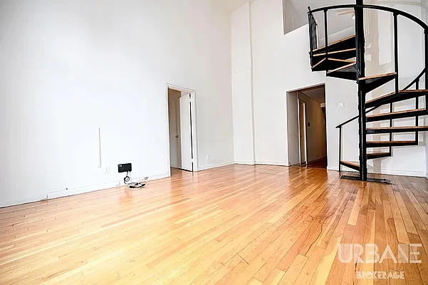 Rented by Urbane Brokerage | media 27